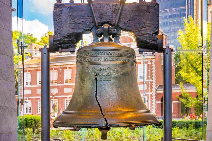 Revolution and the Founders History Tour Review: Walk with the Founding Fathers in Philadelphia