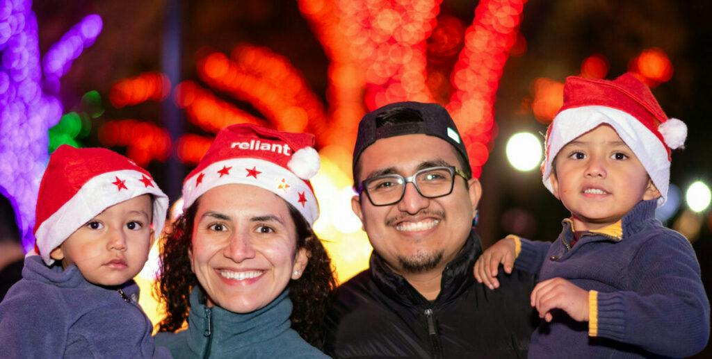 Más de dos millones de luces: Dallas Zoo Lights regresa del 13 de noviembre al 3 de enero