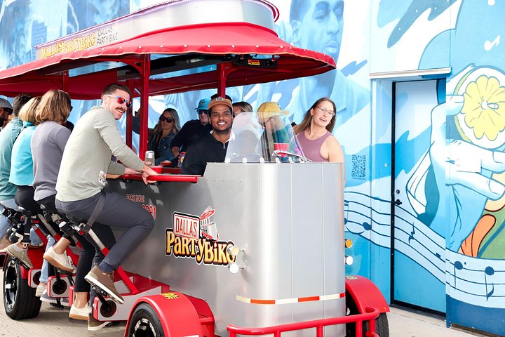 Party Bike Pub Crawl Review: Deep Ellum and Downtown Dallas on the Happiest Ride in Town