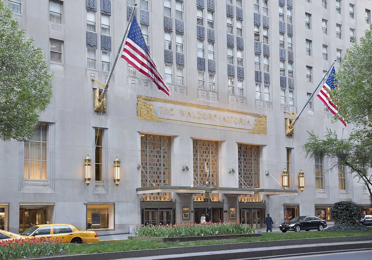 Park Avenue entrance of the Waldorf Astoria New York