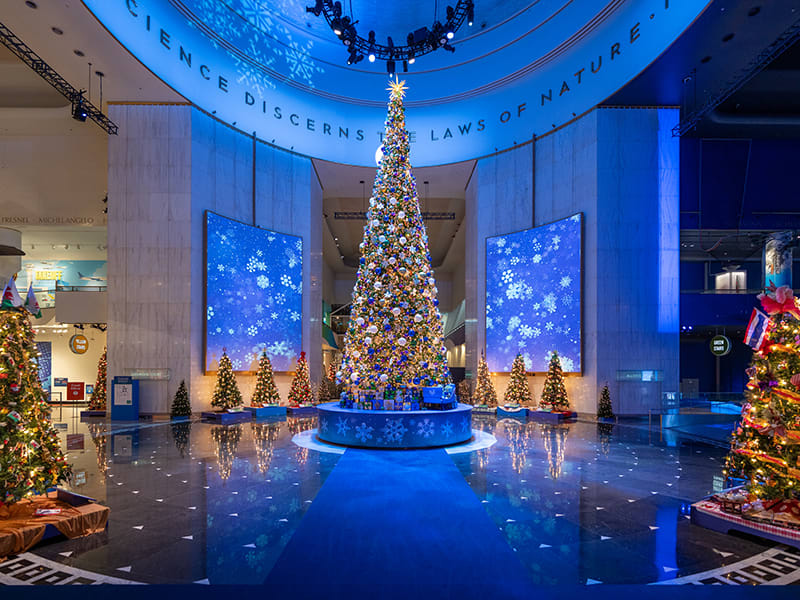 Chicago’s Most Beloved Holiday Tradition Returns: Christmas Around the World and Holidays of Light Celebrates Its 84th Year