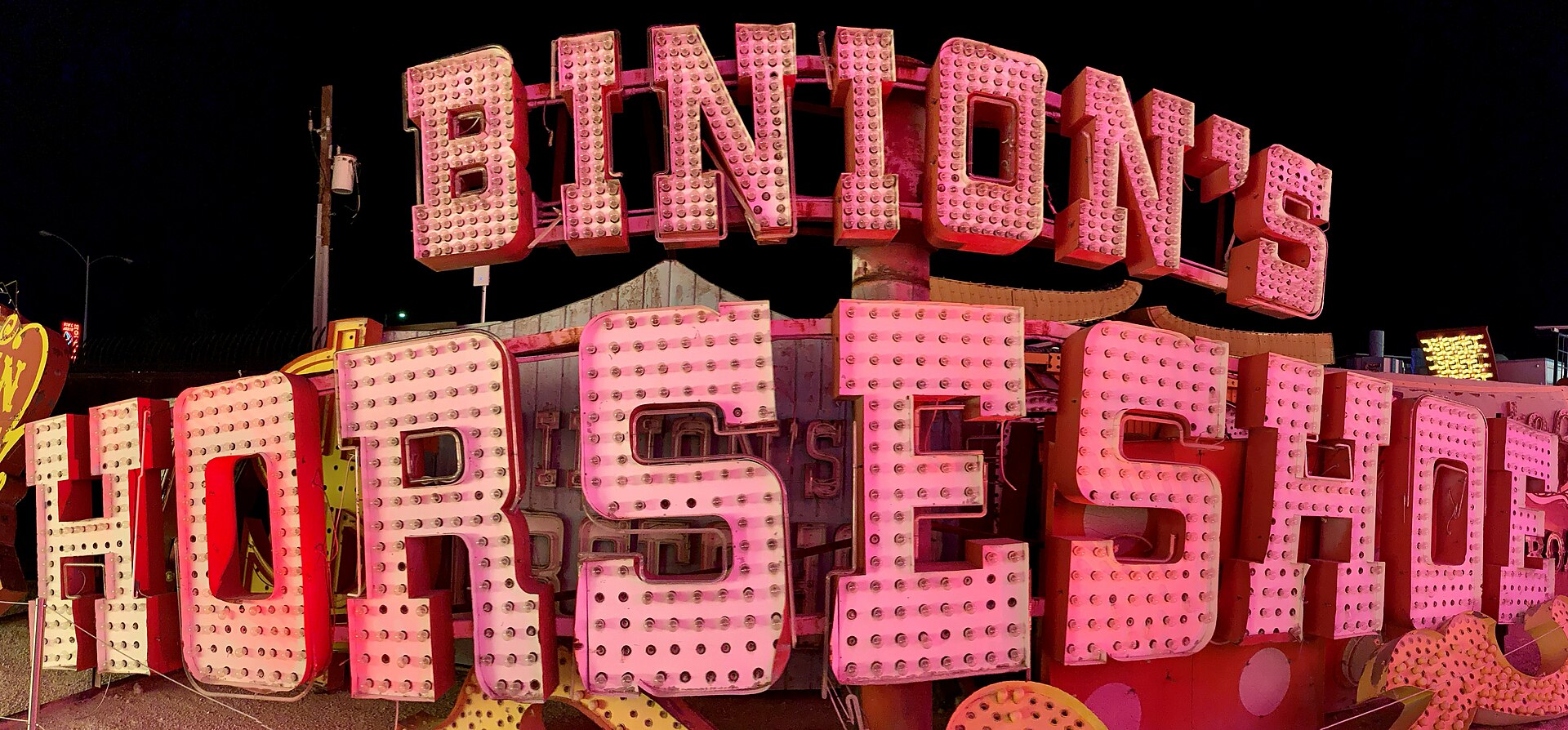 Neon Museum reencenderá el histórico letrero Binion’s Horseshoe — entradas desde el 23 de oct