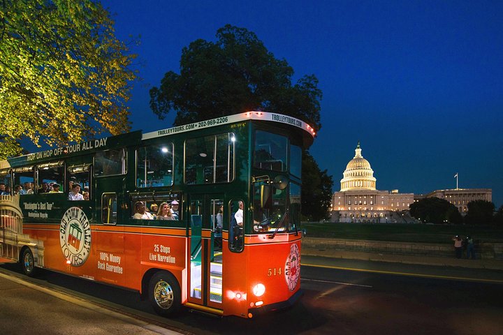 Washington DC Monuments by Moonlight Tour by Trolley Review: The Capital Glows After Dark